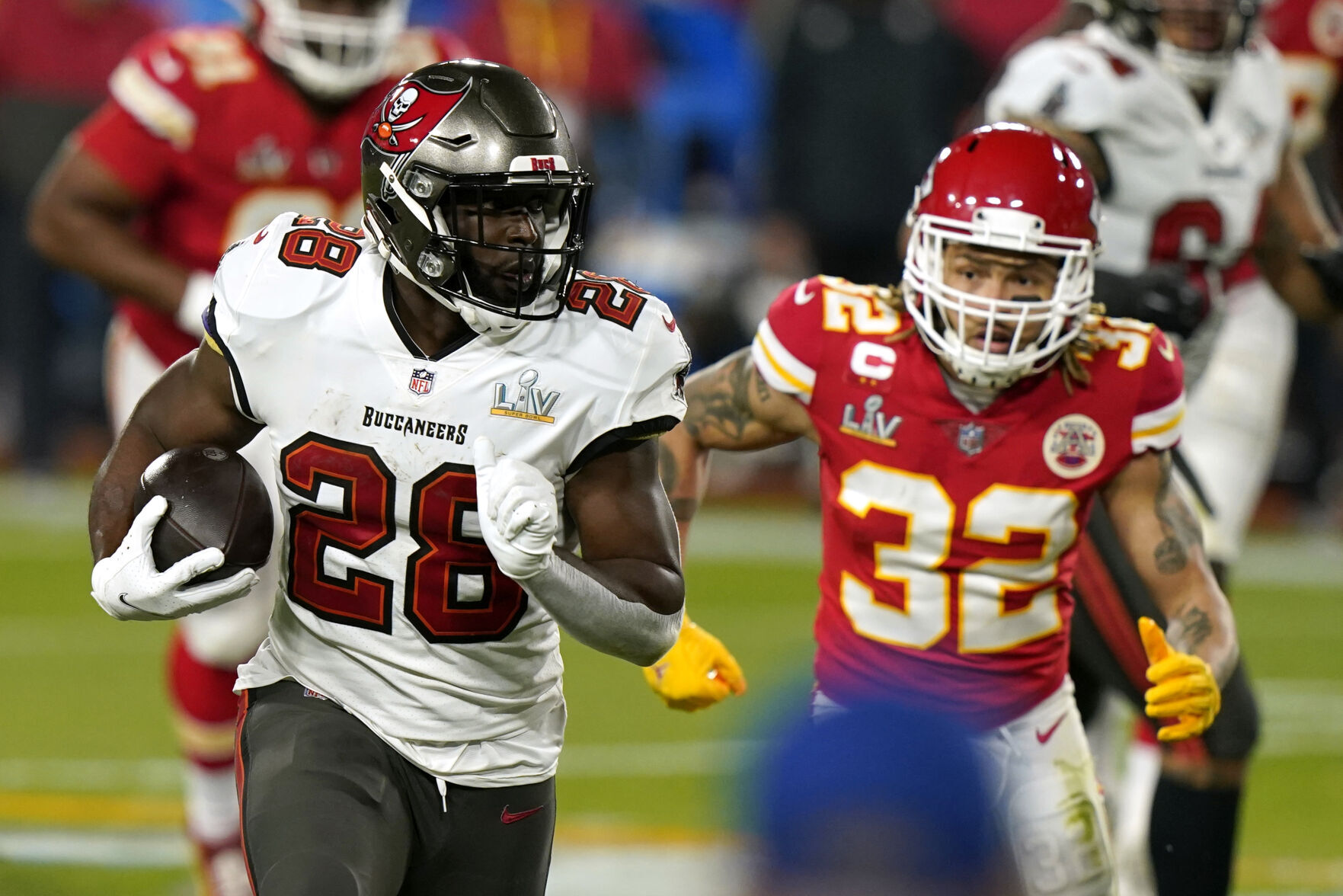 Chiefs Buccaneers Super Bowl Football